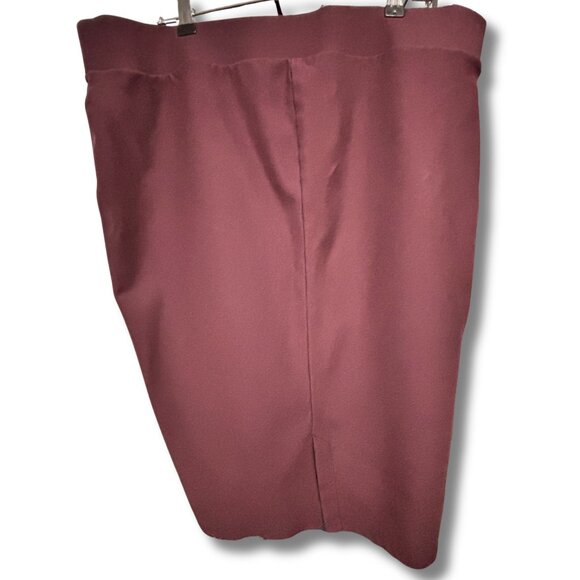 GUC FLATTERING Torrid At the Knee Ponte Pencil Skirt Burgundy/Sassafras Size 2x - Picture 4 of 4